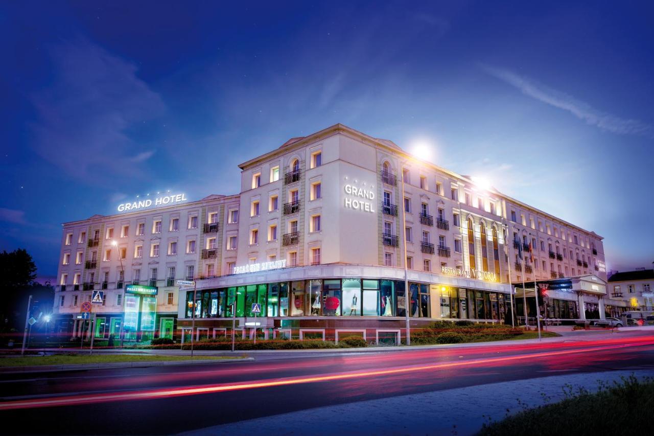 GRAND HOTEL Kielce Exterior foto